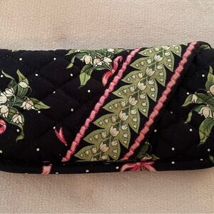Vera Bradley Floral Quilted Glasses Case- Black and Green